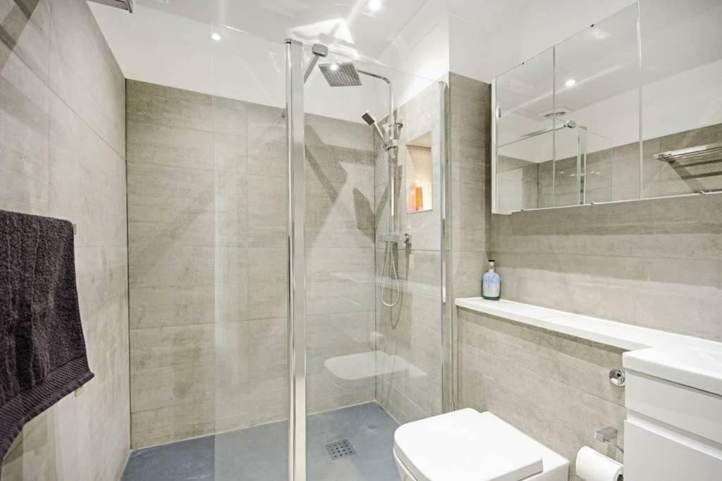 Apartamento Bright Convenient Flat In Little Venice Londres Exterior foto