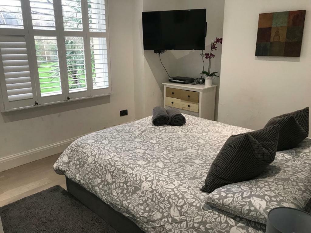 Apartamento Bright Convenient Flat In Little Venice Londres Exterior foto